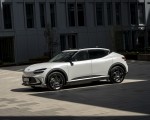 2023 Genesis GV60 Front Three-Quarter Wallpapers 150x120 (56)