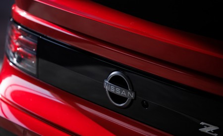 2023 Nissan Z (Color: Passion Red) Detail Wallpapers 450x275 (32)