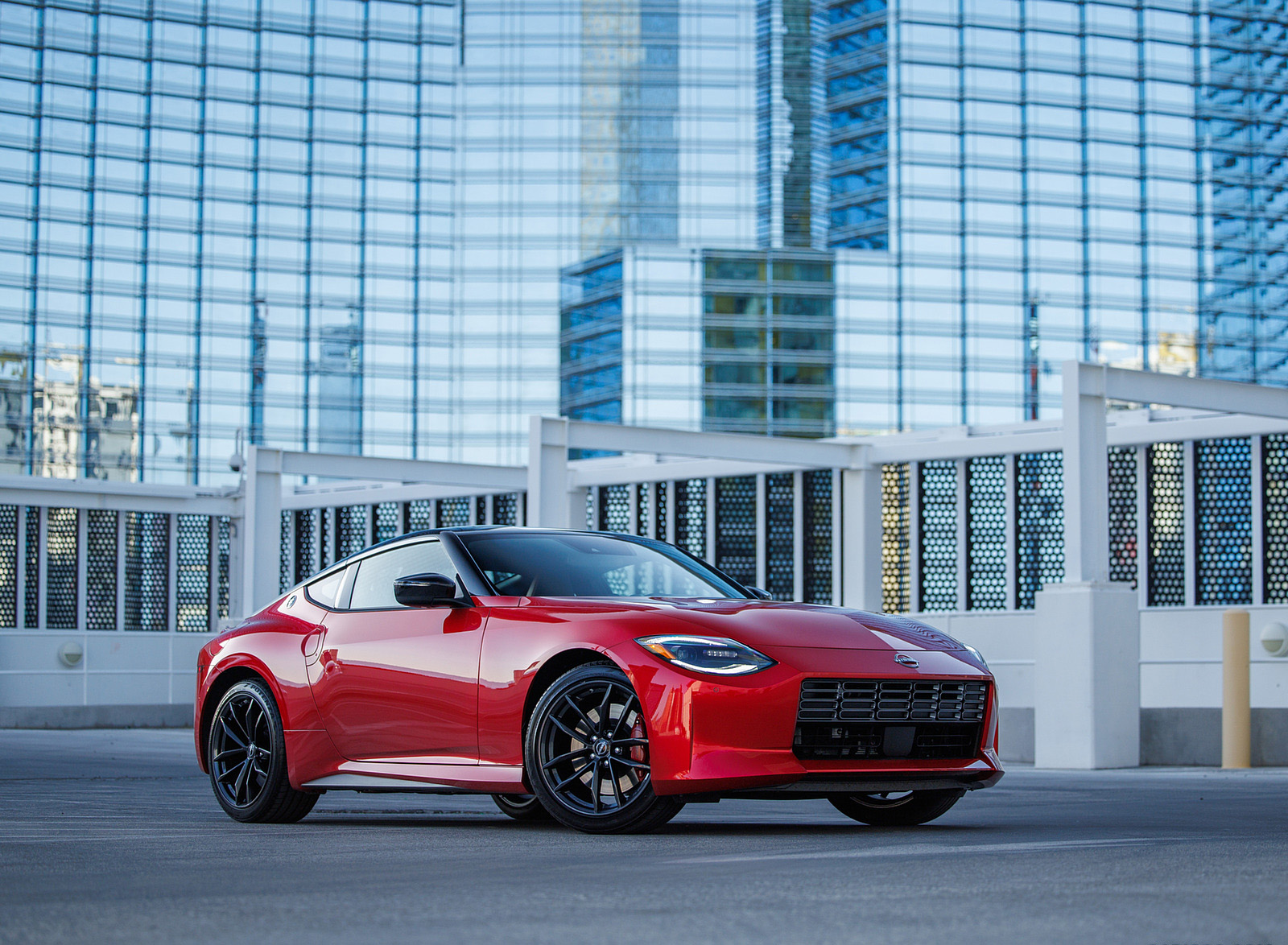 2023 Nissan Z (Color: Passion Red) Front Three-Quarter Wallpapers #20 of 108