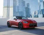 2023 Nissan Z (Color: Passion Red) Front Three-Quarter Wallpapers 150x120 (21)