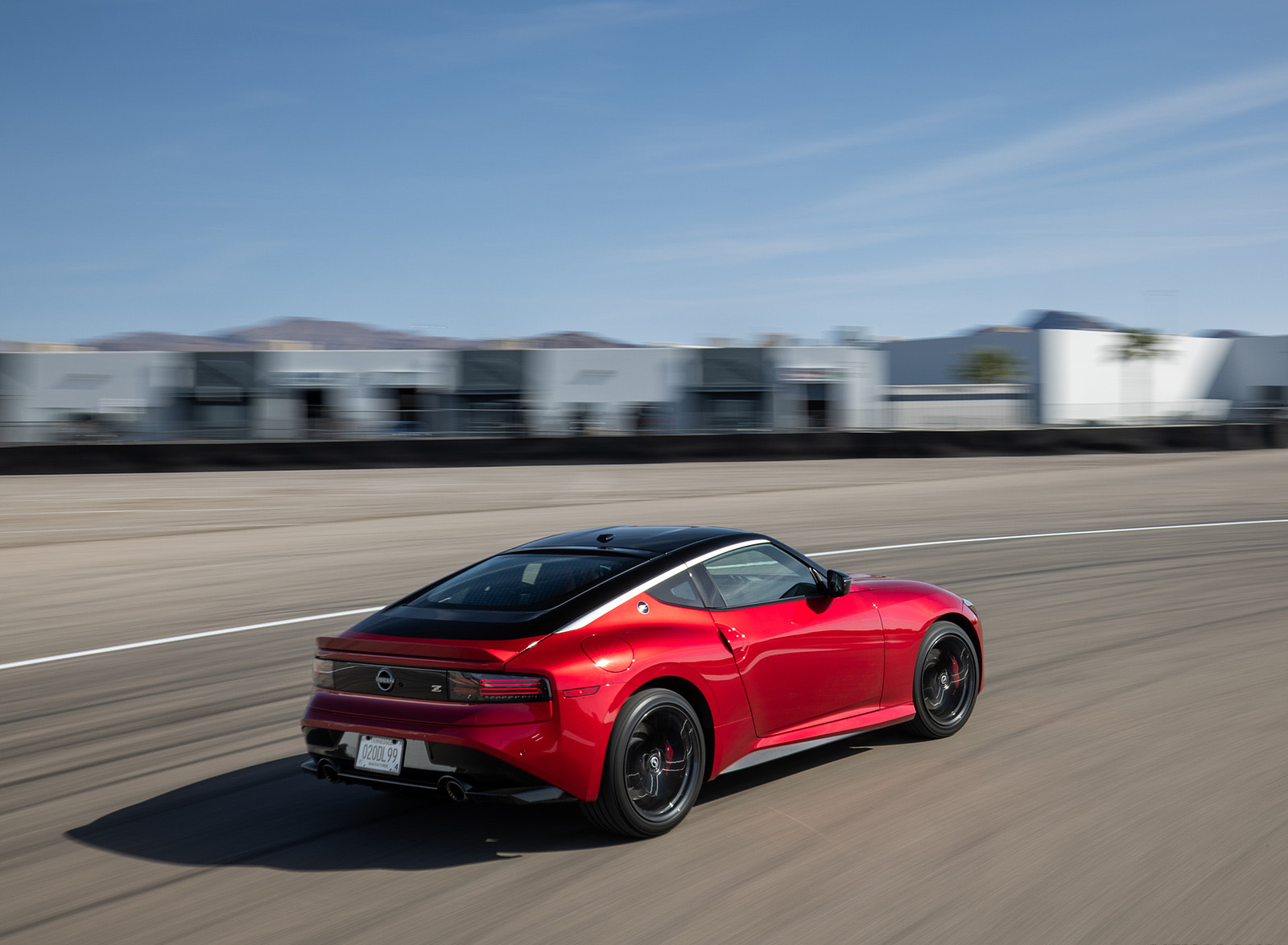 2023 Nissan Z (Color: Passion Red) Rear Three-Quarter Wallpapers (4)