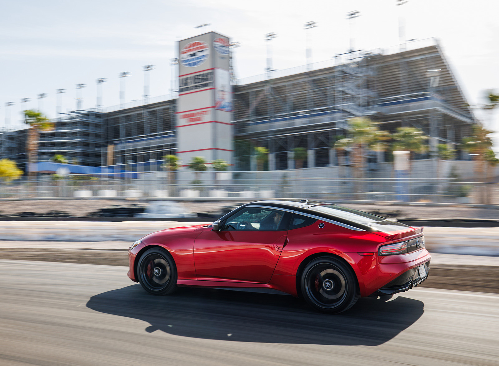 2023 Nissan Z (Color: Passion Red) Side Wallpapers (10)