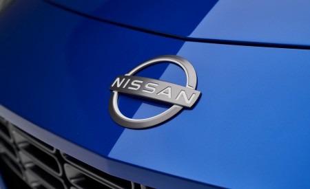 2023 Nissan Z (Color: Seiran Blue) Badge Wallpapers 450x275 (102)