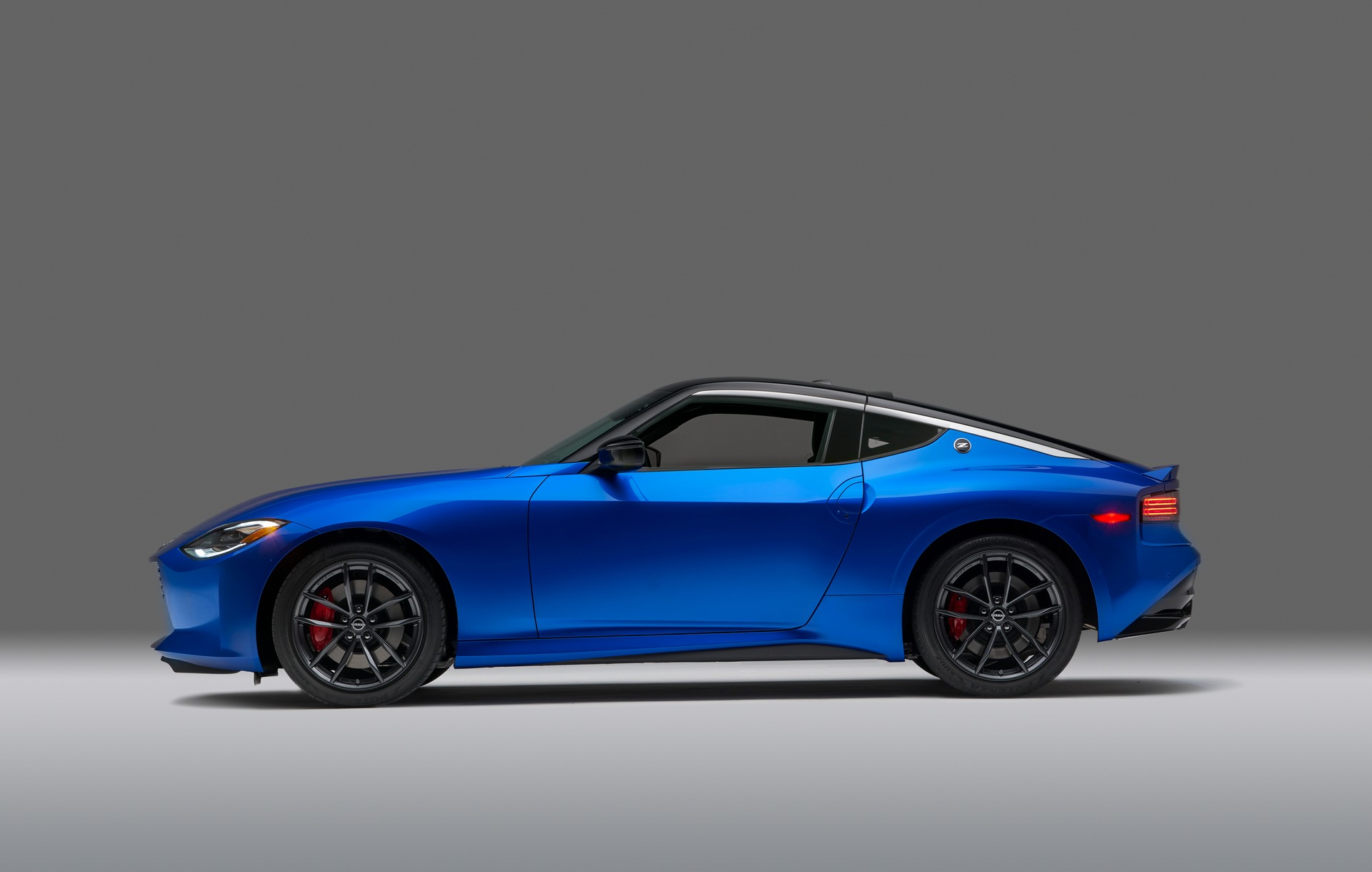2023 Nissan Z (Color: Seiran Blue) Side Wallpapers #99 of 108