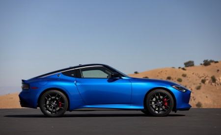 2023 Nissan Z (Color: Seiran Blue) Side Wallpapers 450x275 (71)