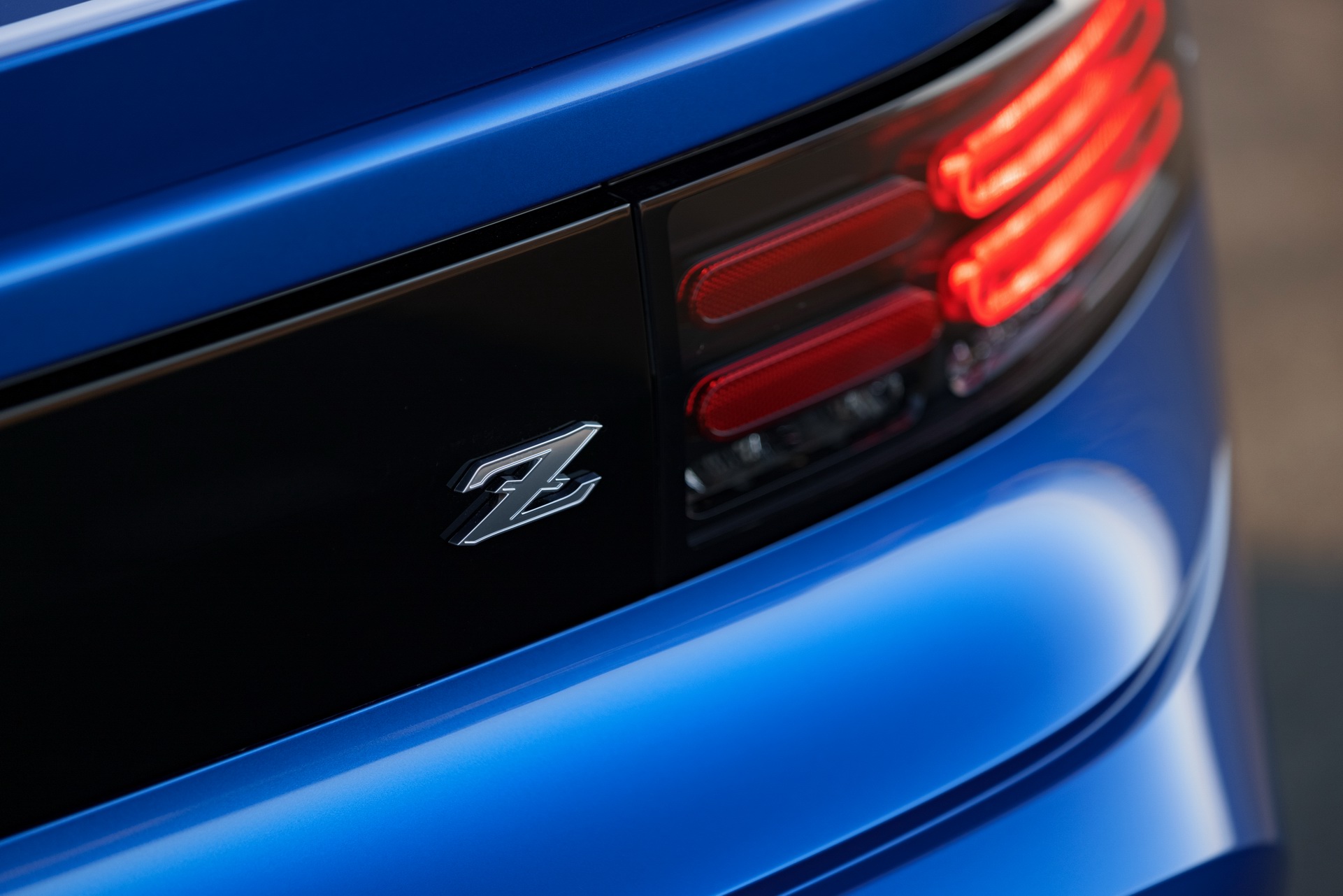 2023 Nissan Z (Color: Seiran Blue) Tail Light Wallpapers #82 of 108
