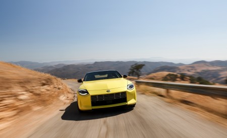 2023 Nissan Z Proto Spec Edition (Color: Ikazuchi Yellow) Front Wallpapers 450x275 (1)