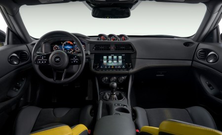 2023 Nissan Z Proto Spec Edition (Color: Ikazuchi Yellow) Interior Wallpapers 450x275 (17)