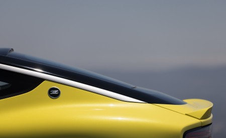 2023 Nissan Z Proto Spec Edition (Color: Ikazuchi Yellow) Spoiler Wallpapers 450x275 (10)