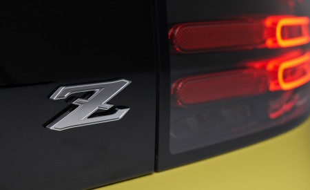 2023 Nissan Z Proto Spec Edition (Color: Ikazuchi Yellow) Tail Light Wallpapers 450x275 (33)