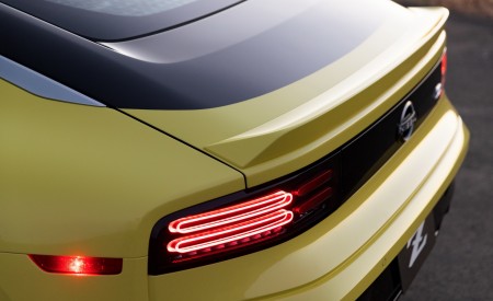 2023 Nissan Z Proto Spec Edition (Color: Ikazuchi Yellow) Tail Light Wallpapers 450x275 (11)