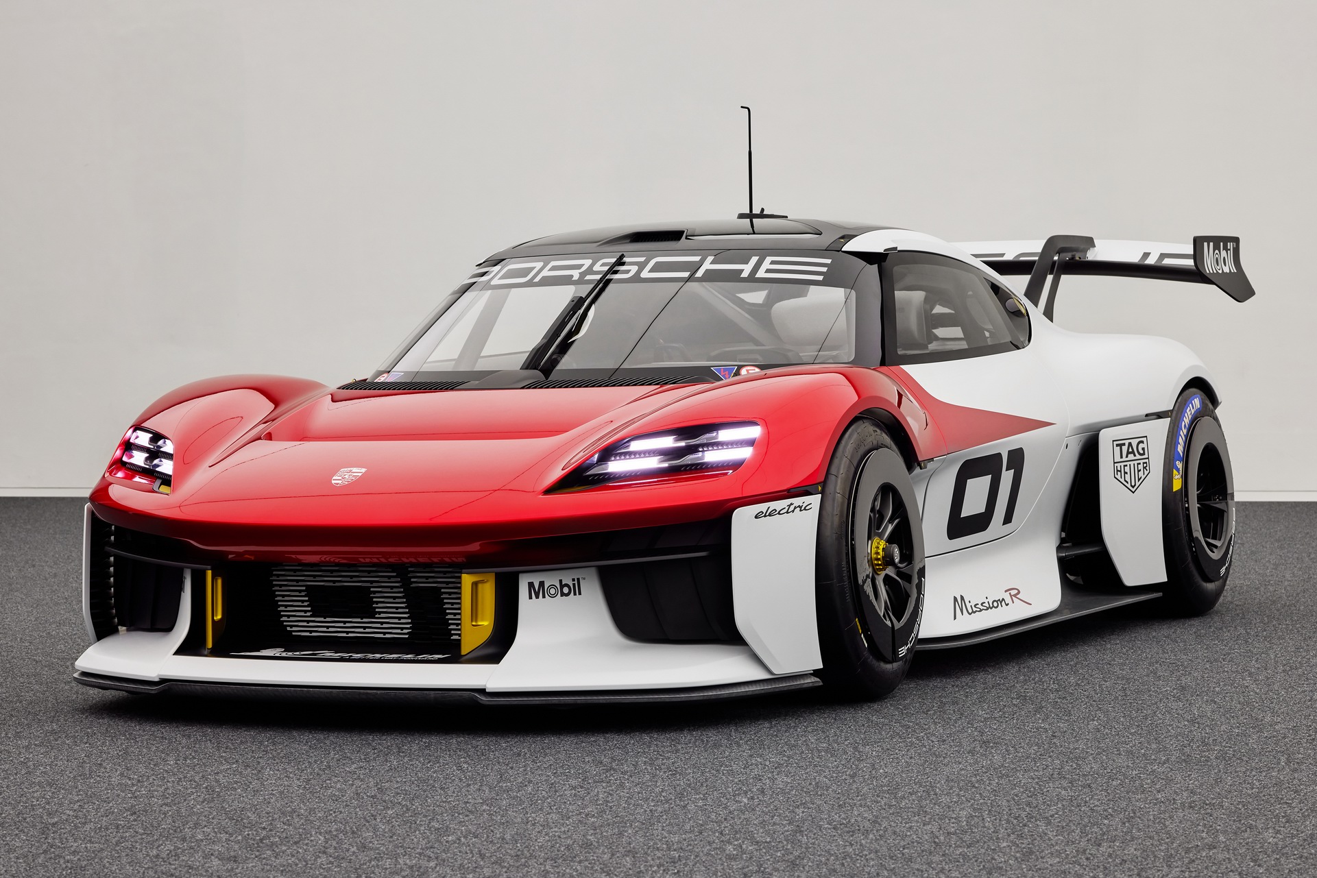 2021 Porsche Mission R Concept Front Three-Quarter Wallpapers (5)