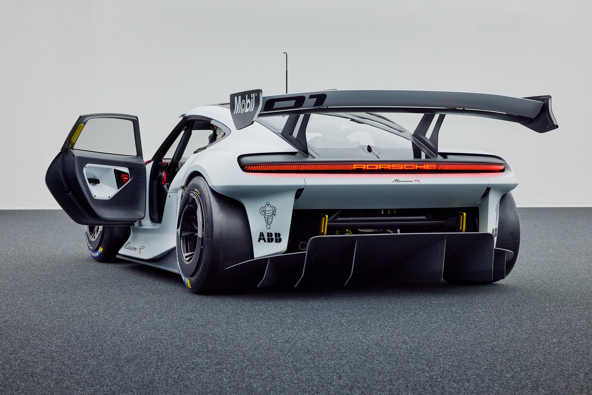 2021 Porsche Mission R Concept Rear Wallpapers (9)