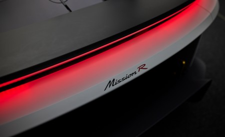 2021 Porsche Mission R Concept Tail Light Wallpapers 450x275 (21)