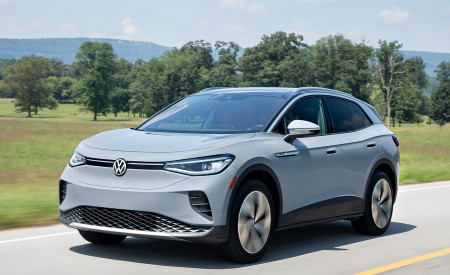2022 Volkswagen ID.4 AWD Pro S with Gradient Package (US-Spec) Front Three-Quarter Wallpapers 450x275 (56)