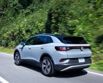 2022 Volkswagen ID.4 AWD Pro S with Gradient Package (US-Spec) Rear Three-Quarter Wallpapers 150x120 (50)