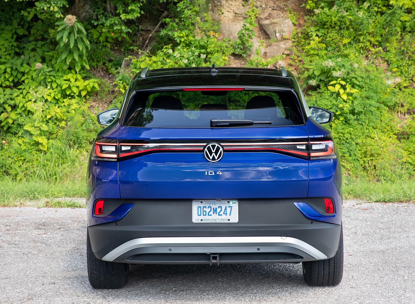2022 Volkswagen ID.4 AWD Pro S with Gradient Package (US-Spec) Rear Wallpapers #111 of 172