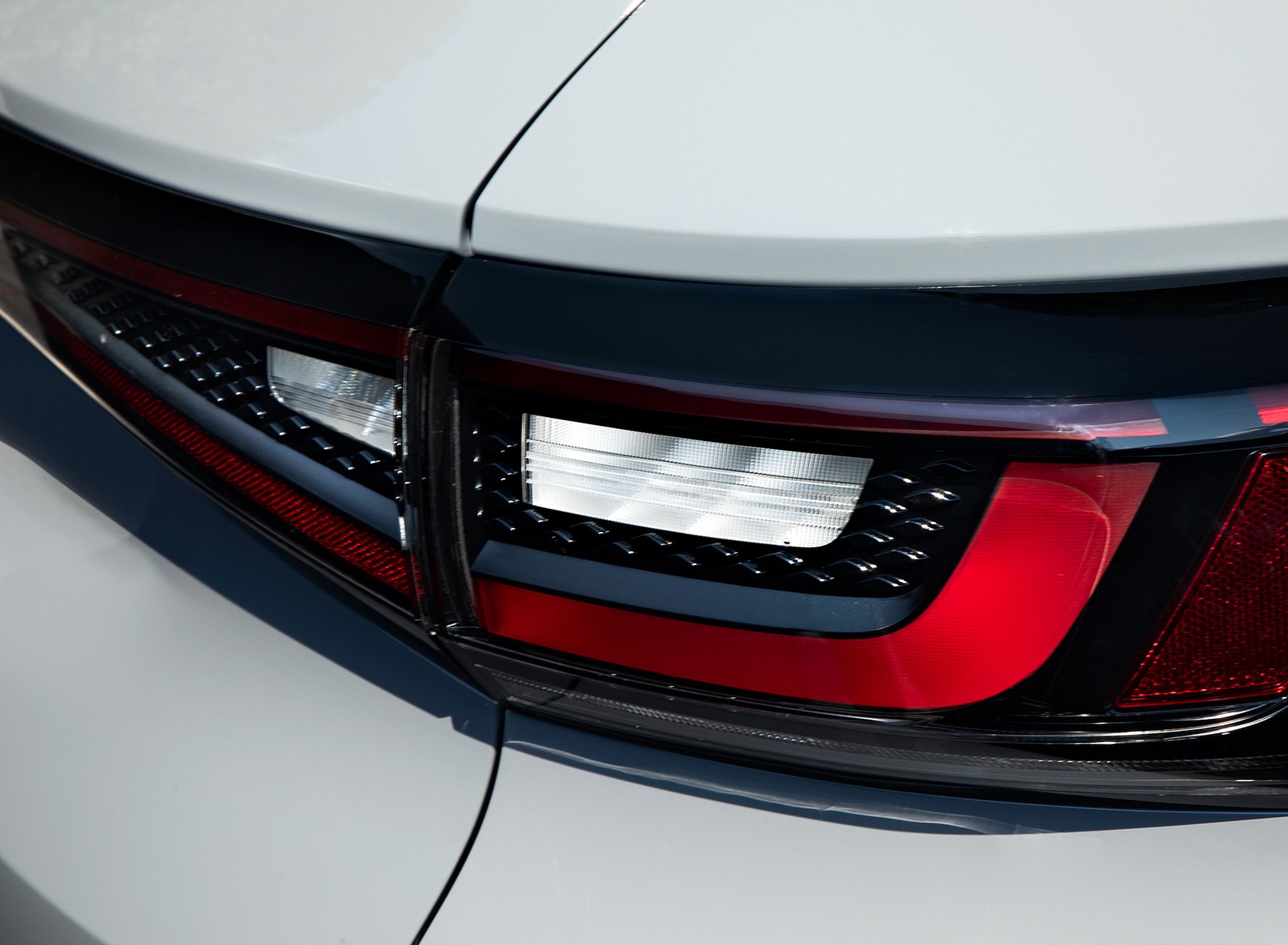 2022 Volkswagen ID.4 AWD Pro S with Gradient Package (US-Spec) Tail Light Wallpapers #77 of 172