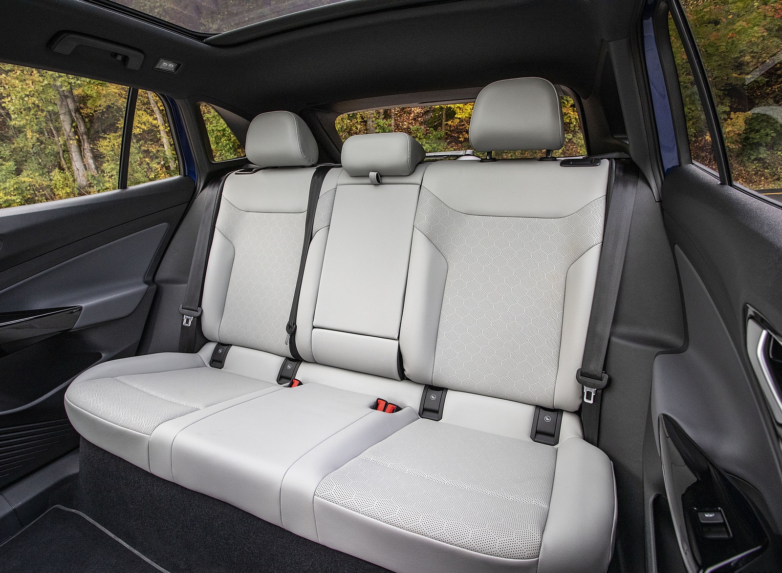 2021 Volkswagen ID.4 (US-Spec) Interior Rear Seats Wallpapers #150 of 172