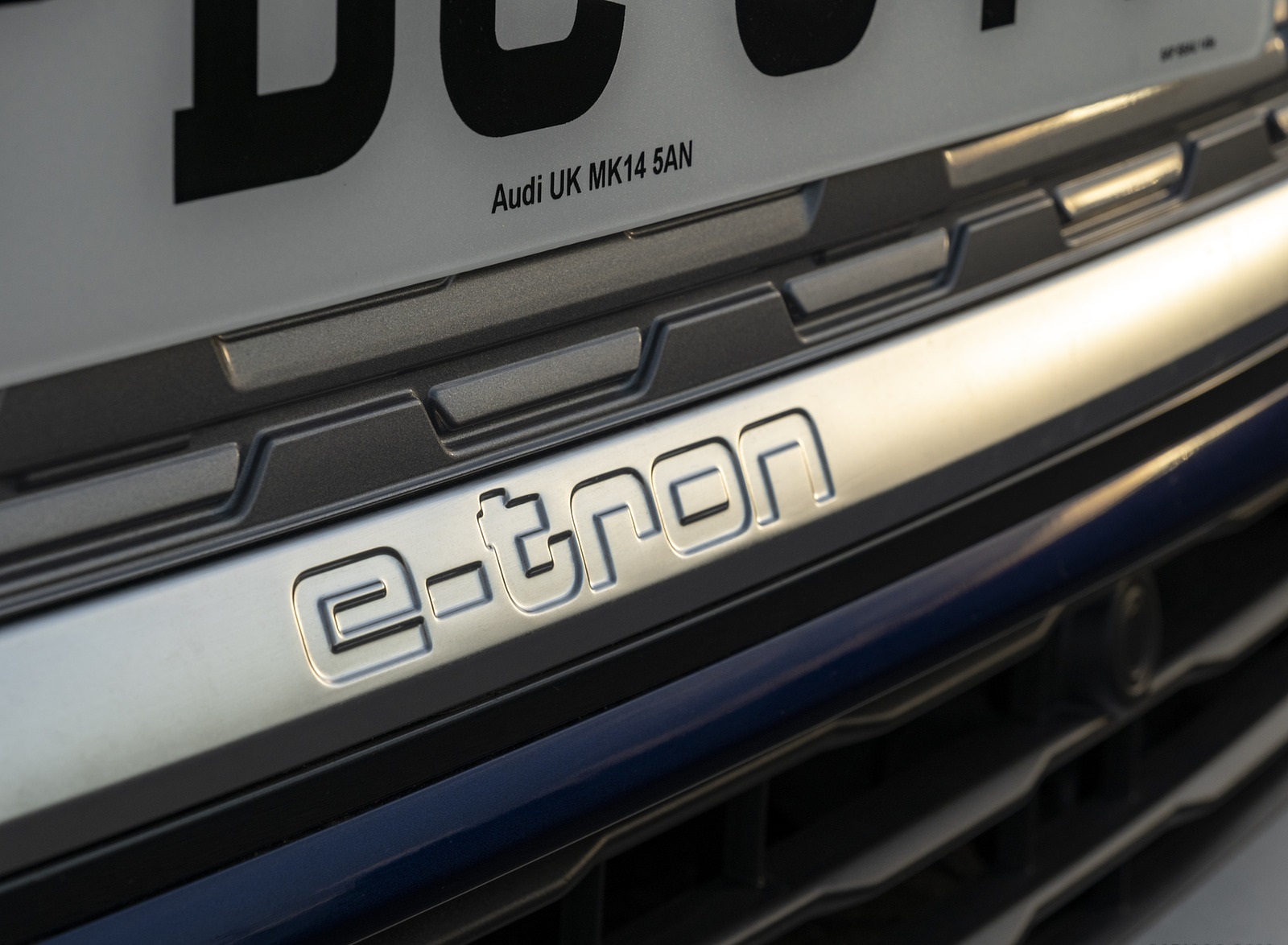 2022 Audi Q4 Sportback 40 e-tron (UK-Spec) Detail Wallpapers #20 of 58