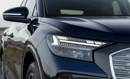 2022 Audi Q4 Sportback 40 e-tron (UK-Spec) Headlight Wallpapers 450x275 (18)