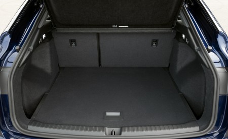 2022 Audi Q4 Sportback 40 e-tron (UK-Spec) Trunk Wallpapers 450x275 (56)