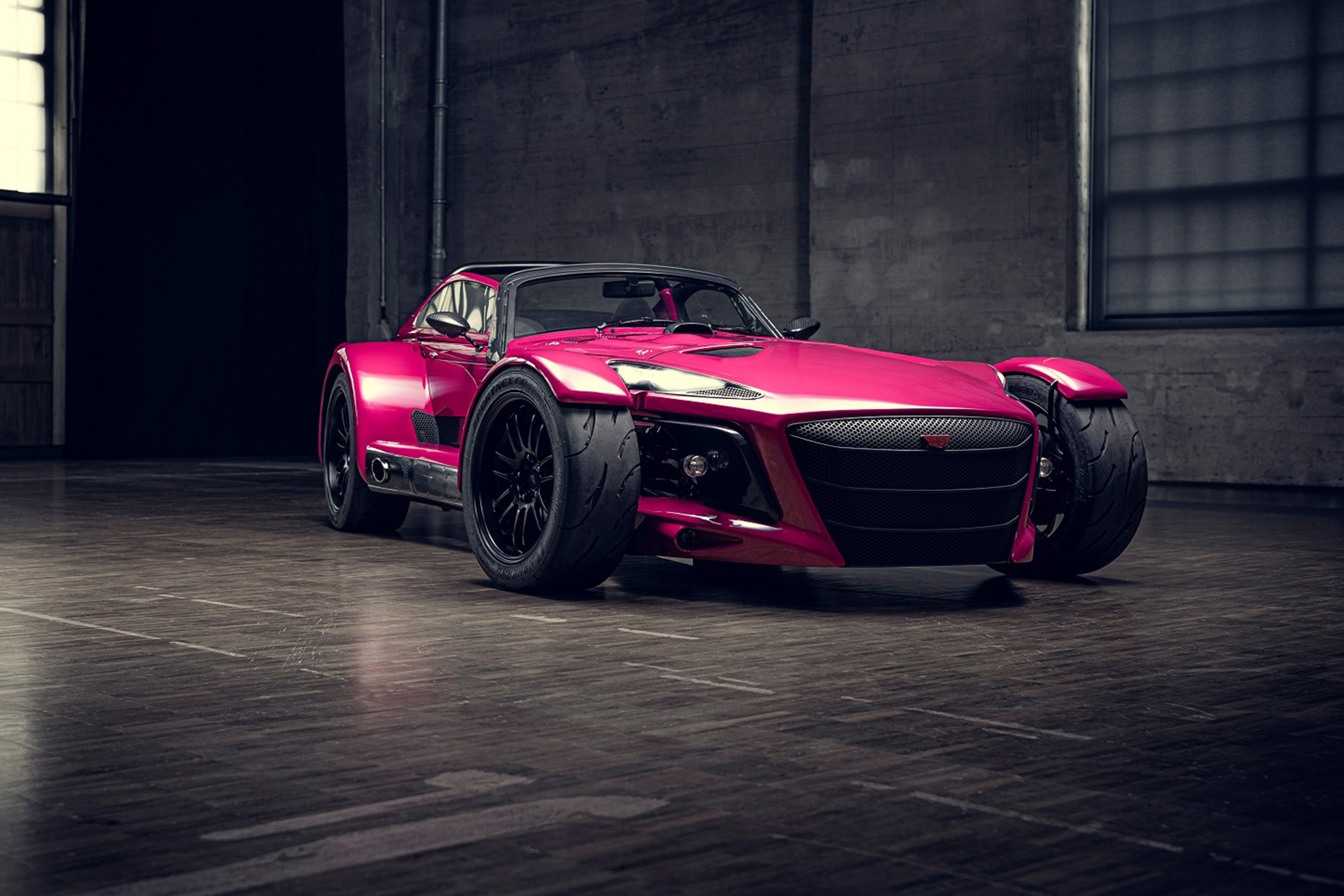 2022 Donkervoort D8 GTO Individual Series Front Three-Quarter Wallpapers (1)