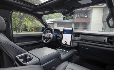 2022 Ford Expedition Stealth Edition Performance Package Interior Wallpapers 450x275 (19)