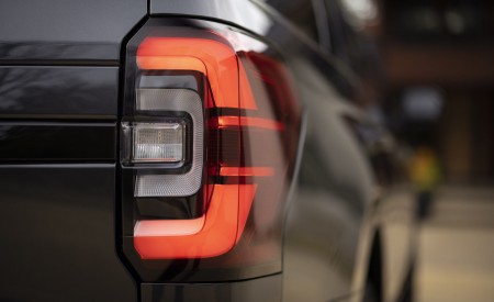 2022 Ford Expedition Stealth Edition Performance Package Tail Light Wallpapers 450x275 (13)