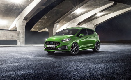 2022 Ford Fiesta ST Front Three-Quarter Wallpapers  450x275 (5)