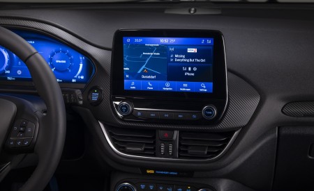 2022 Ford Fiesta ST Line Central Console Wallpapers 450x275 (12)