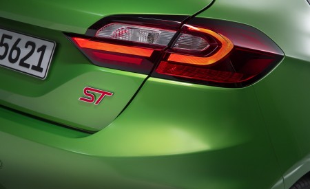 2022 Ford Fiesta ST Tail Light Wallpapers 450x275 (11)