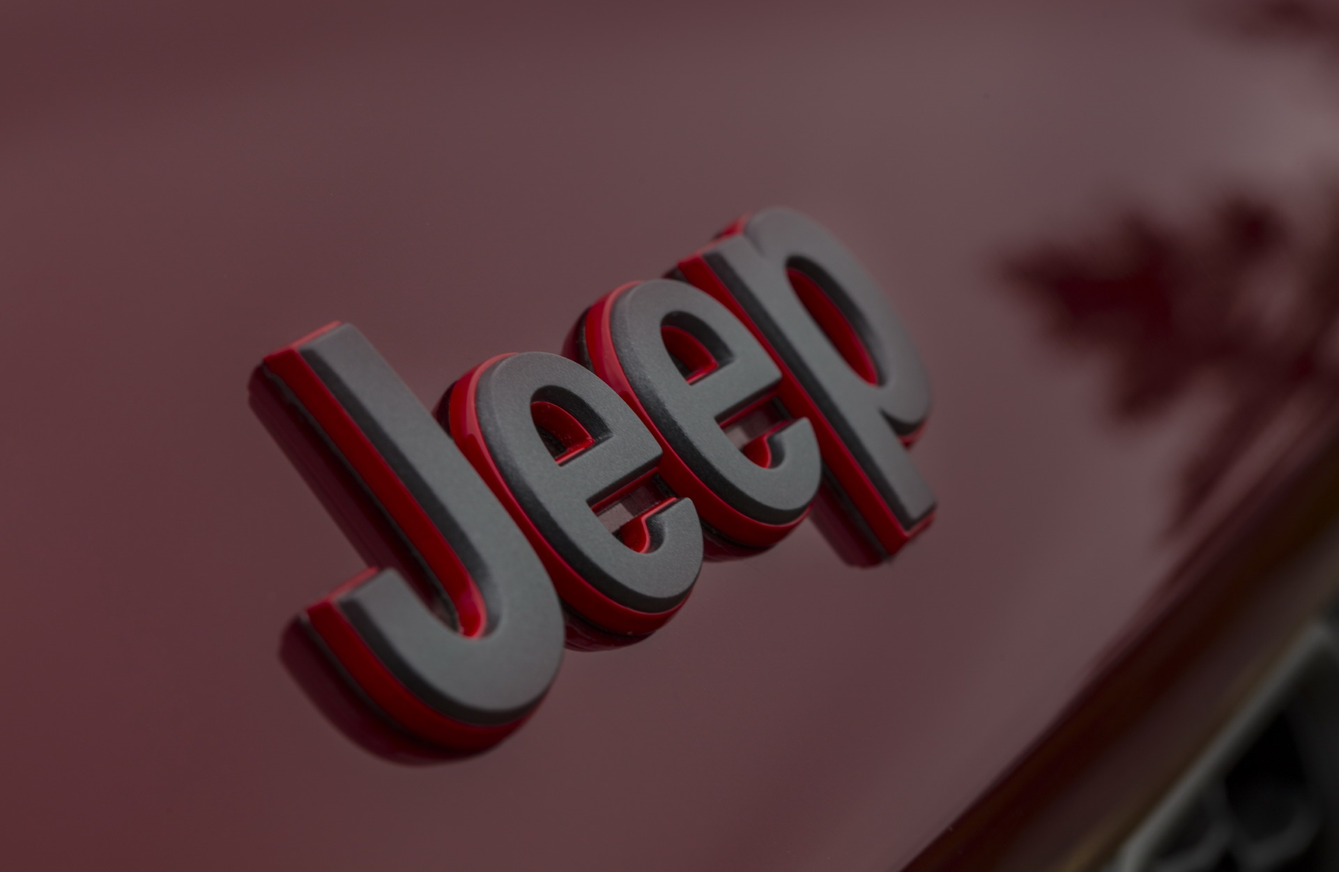 2022 Jeep Grand Cherokee Trailhawk Badge Wallpapers #36 of 43