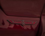 2022 Jeep Grand Cherokee Trailhawk Badge Wallpapers 150x120 (37)