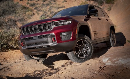2022 Jeep Grand Cherokee Trailhawk Off-Road Wallpapers  450x275 (7)
