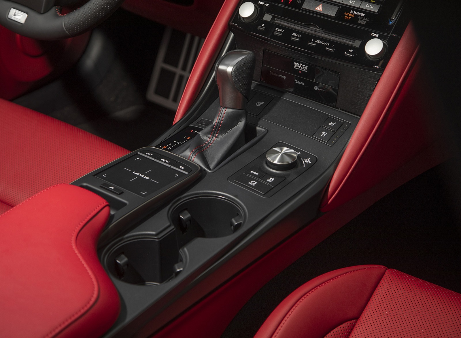 2022 Lexus IS 350 F SPORT Central Console Wallpapers (6)