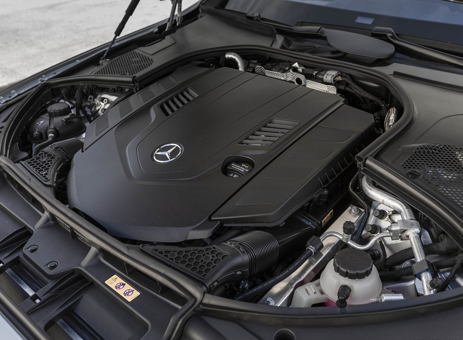2022 Mercedes-Maybach S 680 4MATIC (US-Spec) Engine Wallpapers #149 of 172