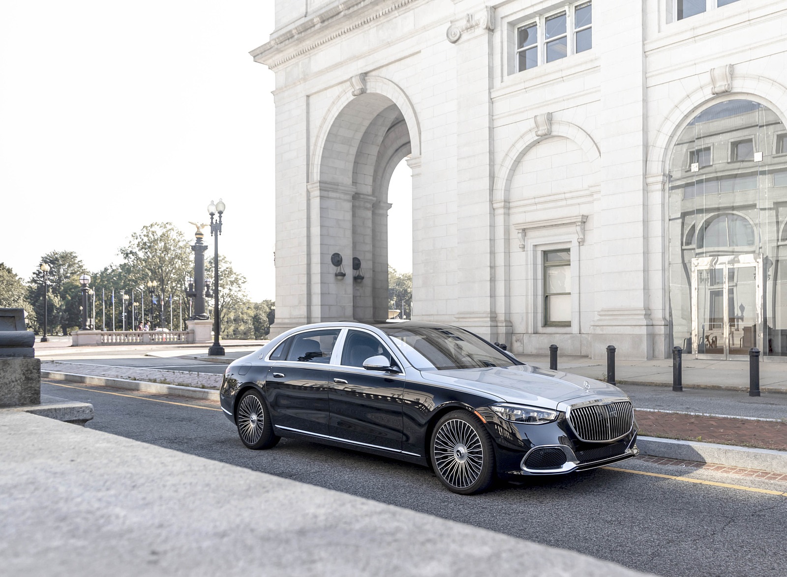 2022 Mercedes-Maybach S 680 4MATIC (US-Spec) Front Three-Quarter Wallpapers #119 of 172