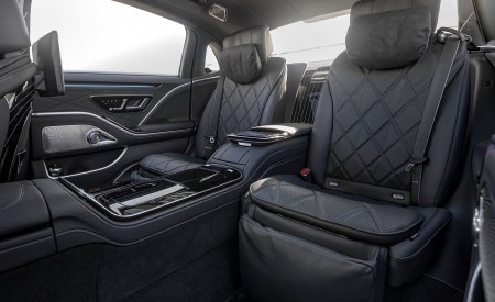 2022 Mercedes-Maybach S 680 4MATIC (US-Spec) Interior Rear Seats Wallpapers 450x275 (161)