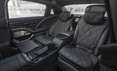 2022 Mercedes-Maybach S 680 4MATIC (US-Spec) Interior Rear Seats Wallpapers 450x275 (163)