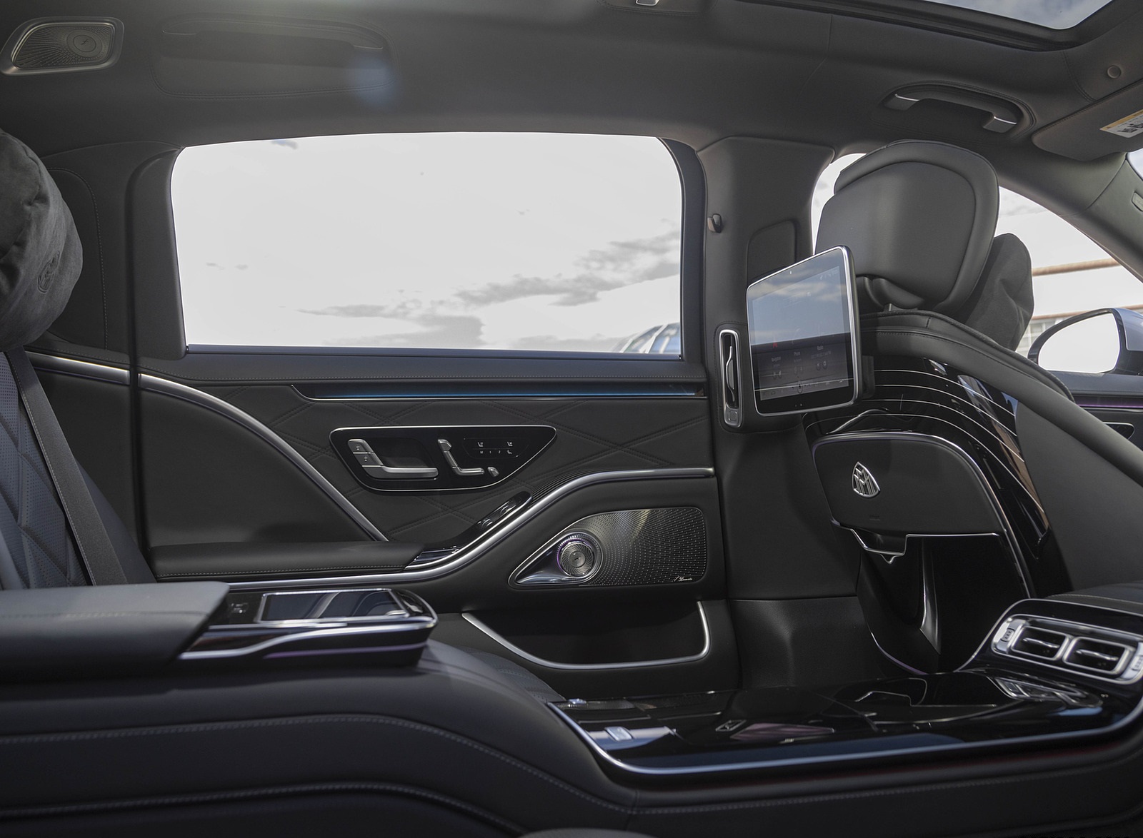 2022 Mercedes-Maybach S 680 4MATIC (US-Spec) Interior Wallpapers #170 of 172