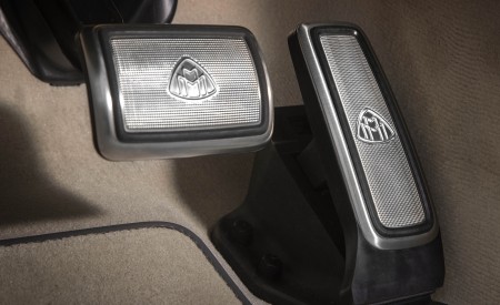 2022 Mercedes-Maybach S 680 4MATIC (US-Spec) Pedals Wallpapers 450x275 (59)