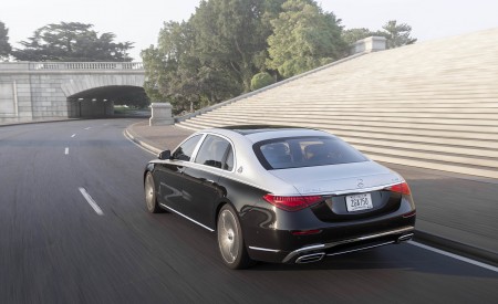 2022 Mercedes-Maybach S 680 4MATIC (US-Spec) Rear Wallpapers 450x275 (115)