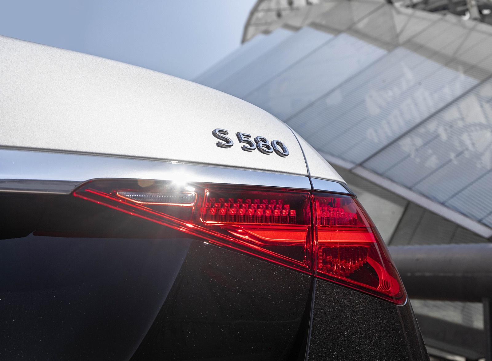 2022 Mercedes-Maybach S 680 4MATIC (US-Spec) Tail Light Wallpapers #143 of 172