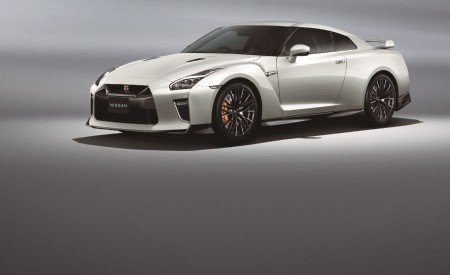 2022 Nissan GT-R T-Spec Edition Front Three-Quarter Wallpapers 450x275 (10)