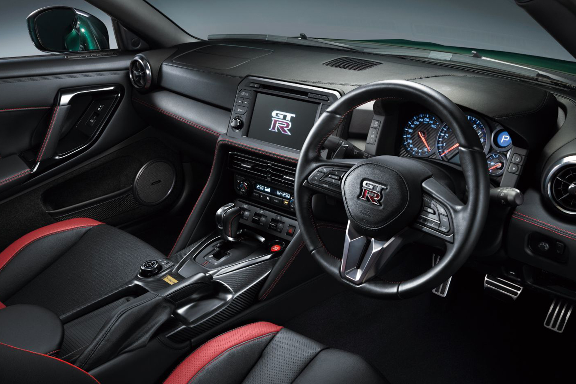 2022 Nissan GT-R T-Spec Edition Interior Wallpapers #32 of 43