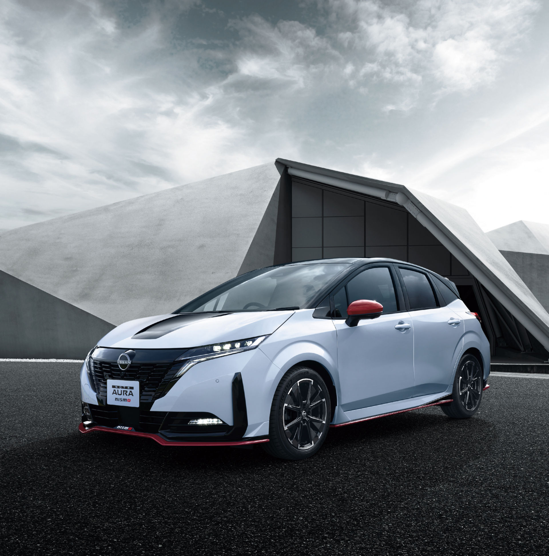2022 Nissan Note Aura NISMO Front Three-Quarter Wallpapers (3)