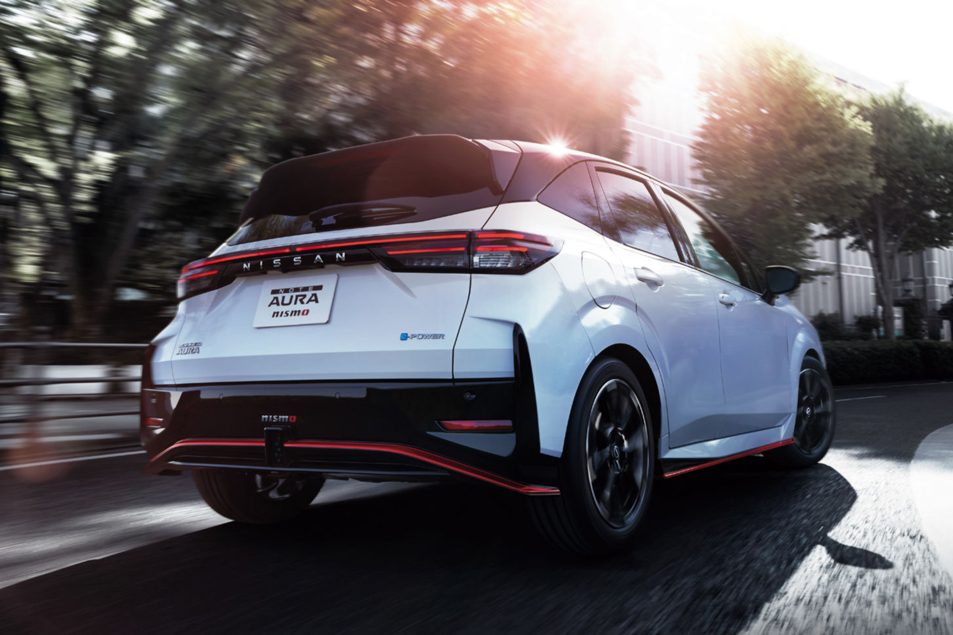 2022 Nissan Note Aura NISMO Rear Wallpapers (2)