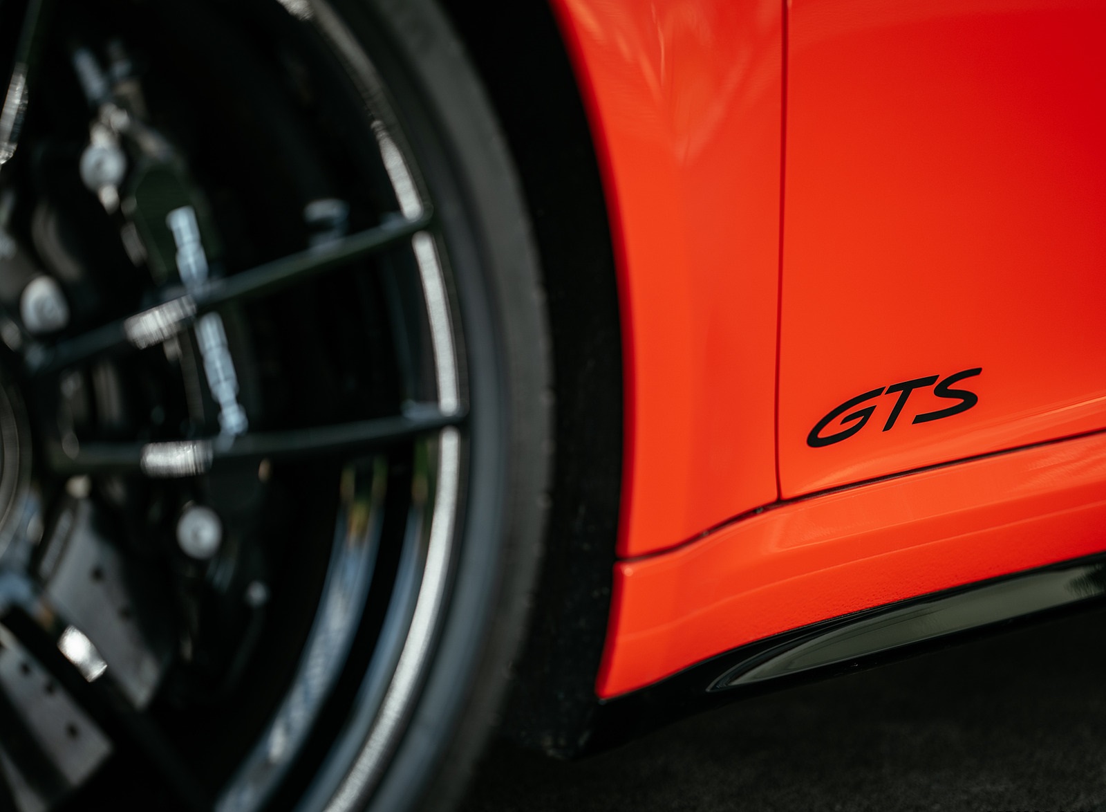 2022 Porsche 911 Carrera 4 GTS (Color: Lava Orange) Detail Wallpapers #46 of 64