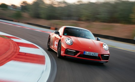 2022 Porsche 911 Carrera 4 GTS (Color: Lava Orange) Front Wallpapers 450x275 (18)